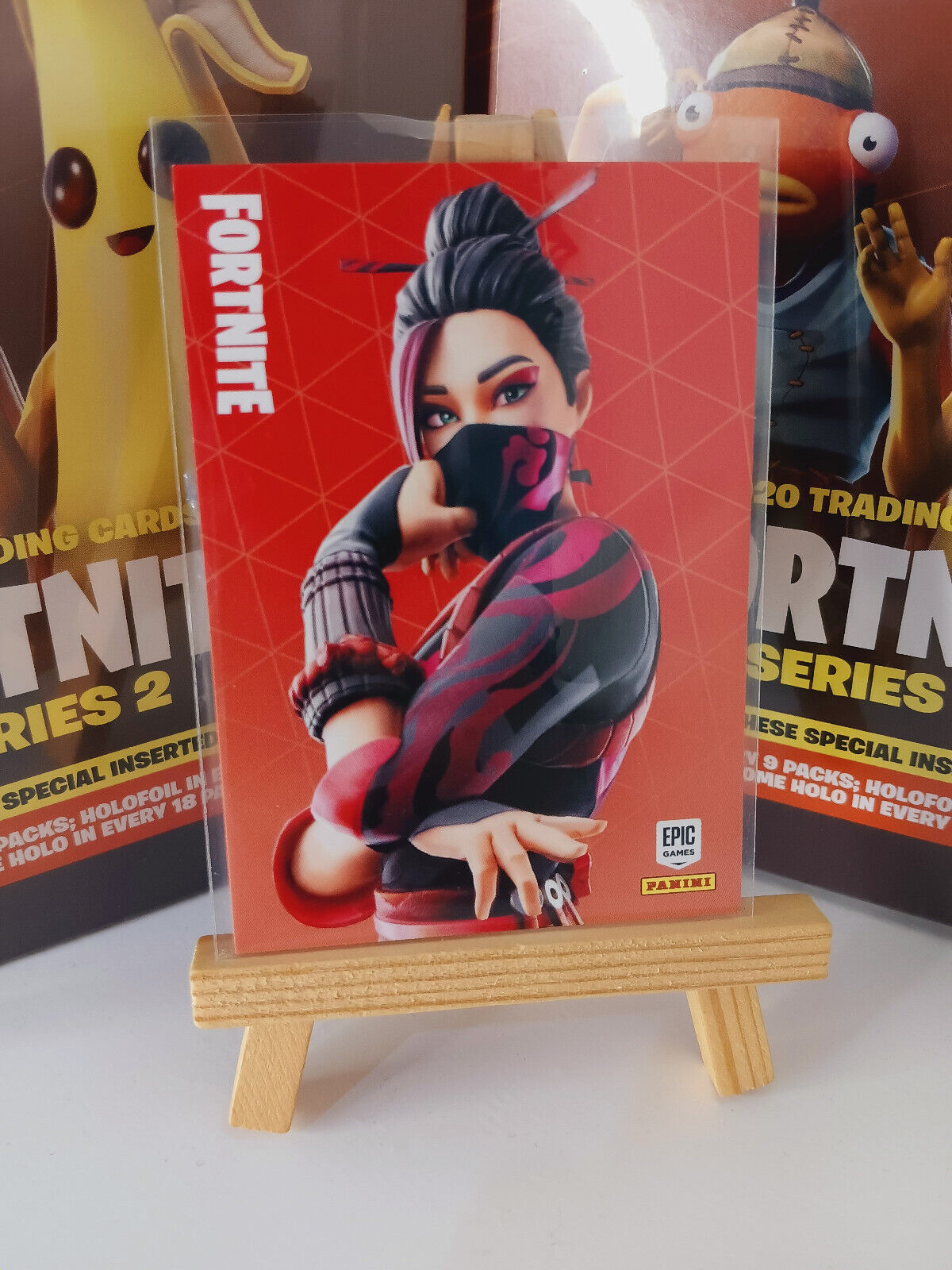 Fortnite Series 2 Nummer #28 Red Jade Sammelkarte