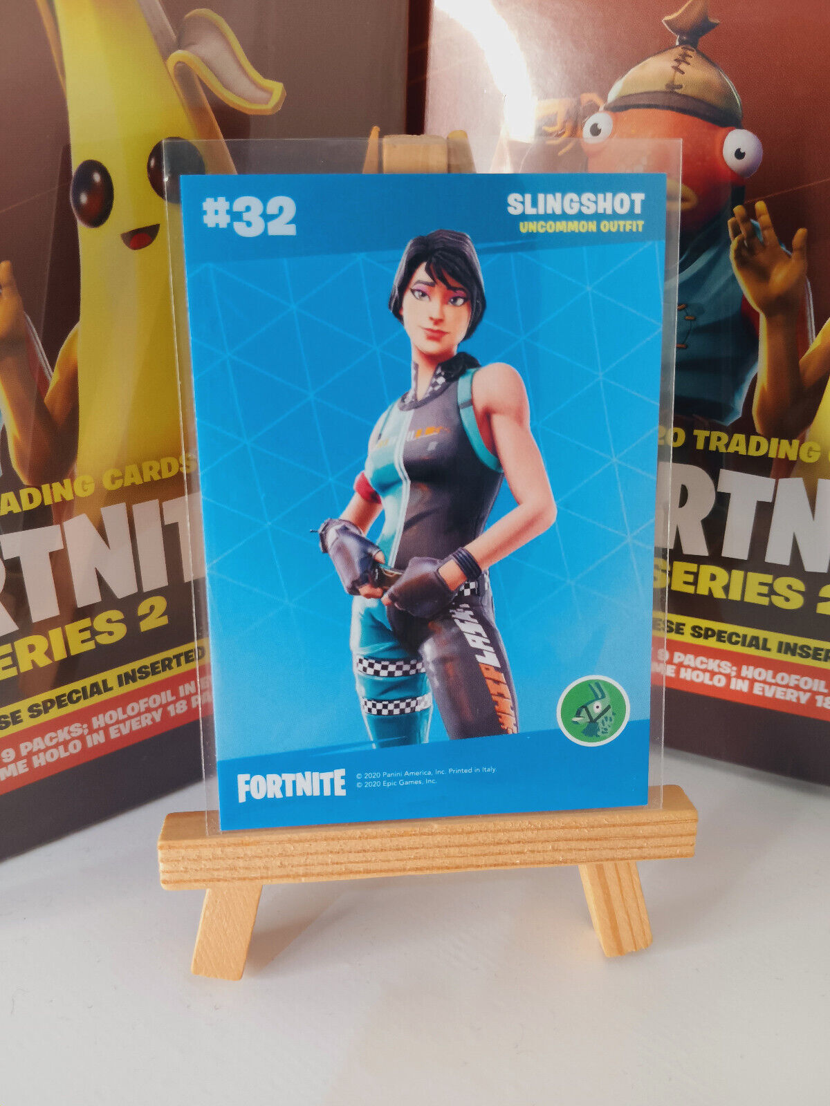 Fortnite Series 2 Nummer #32 Slingshot Sammelkarte