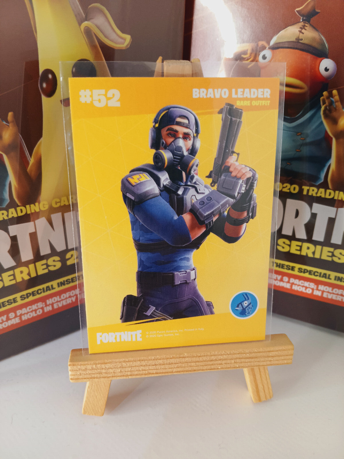 Fortnite Series 2 Nummer #52 Bravo Leader Sammelkarte