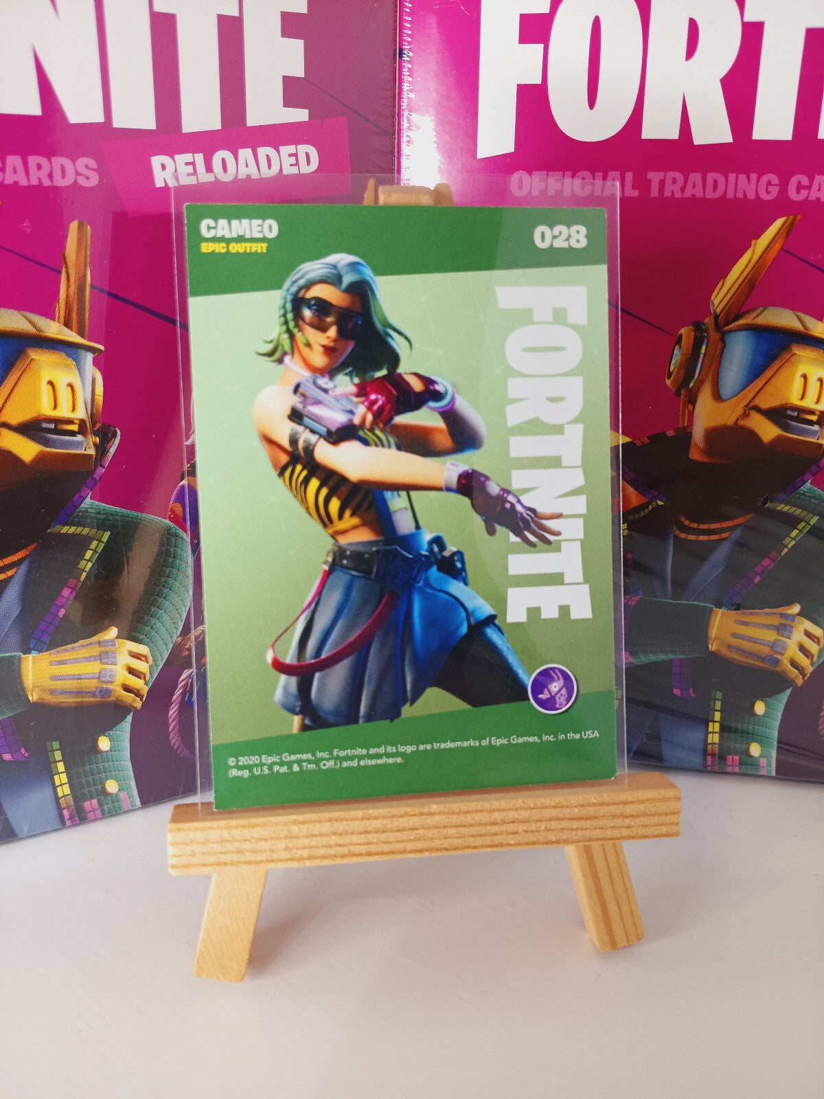 Fortnite Series 2 Reloaded Nummer #028 Cameo Sammelkarte