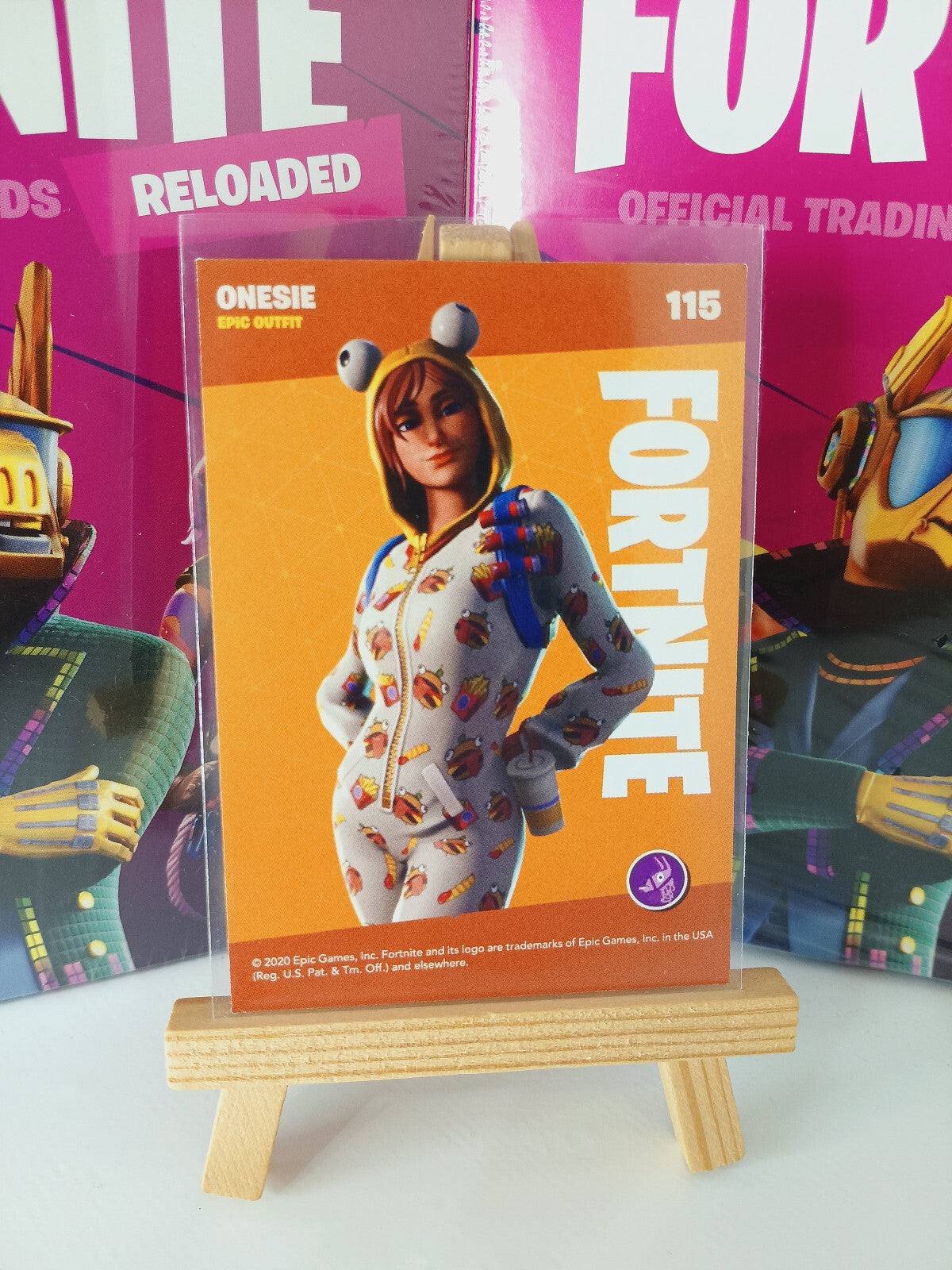 Fortnite Series 2 Reloaded Nummer 115 Onesie Sammelkarte
