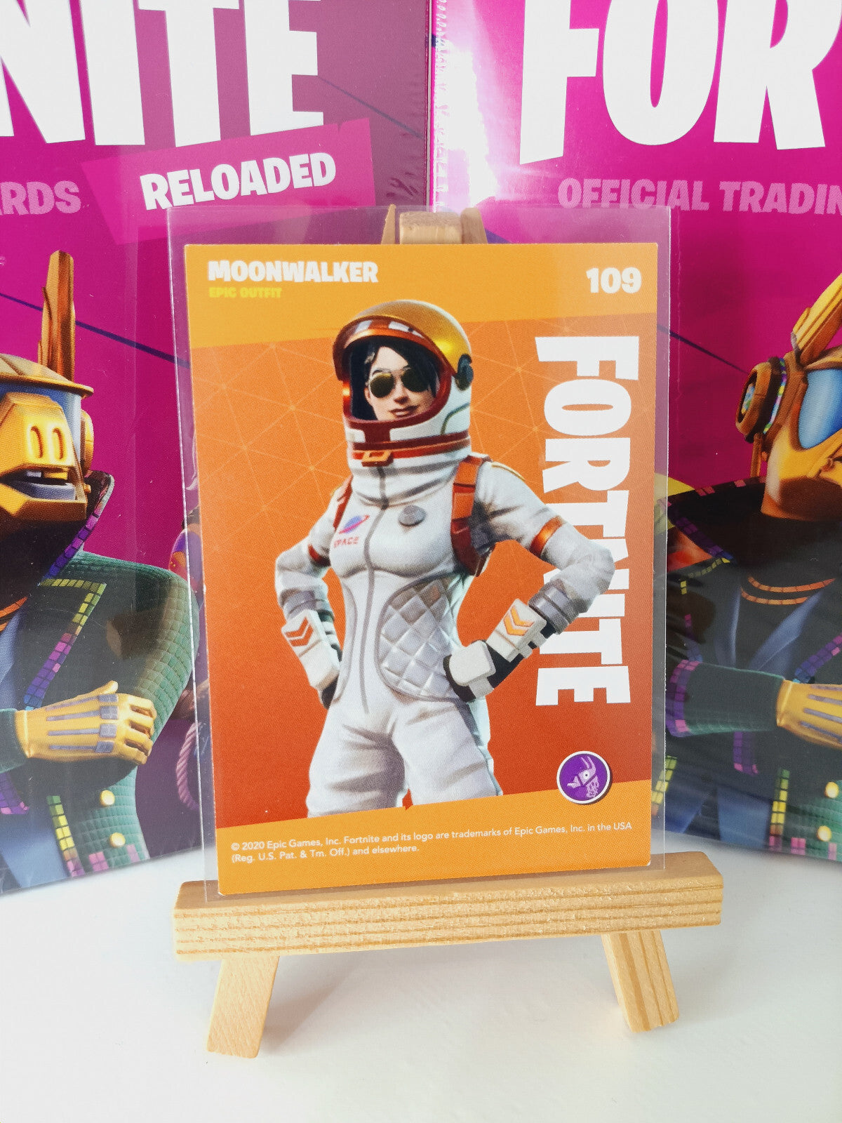 Fortnite Series 2 Reloaded Nummer 109 Moonwalker Sammelkarte