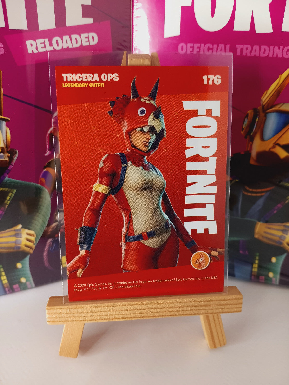 Fortnite Series 2 Reloaded Nummer 176 Tricera Ops Sammelkarte