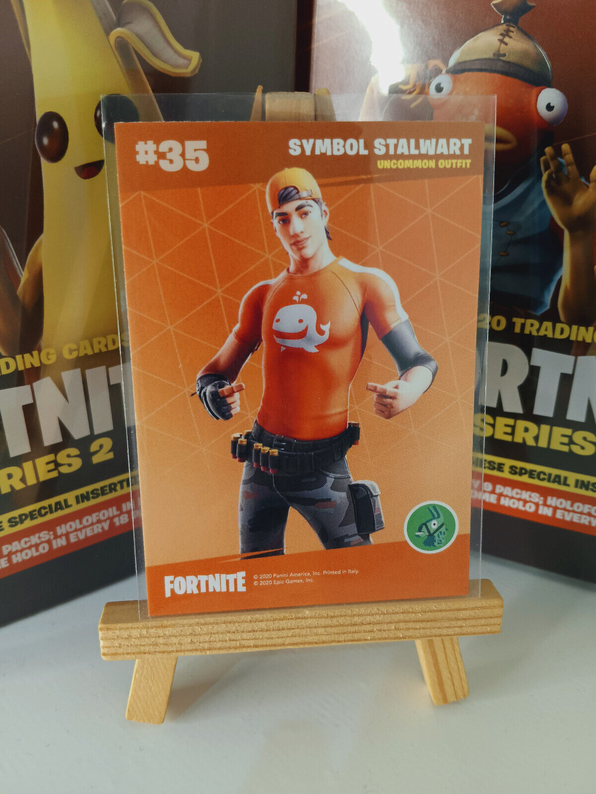 Fortnite Series 2 Nummer #35 Symbol Stalwart Sammelkarte