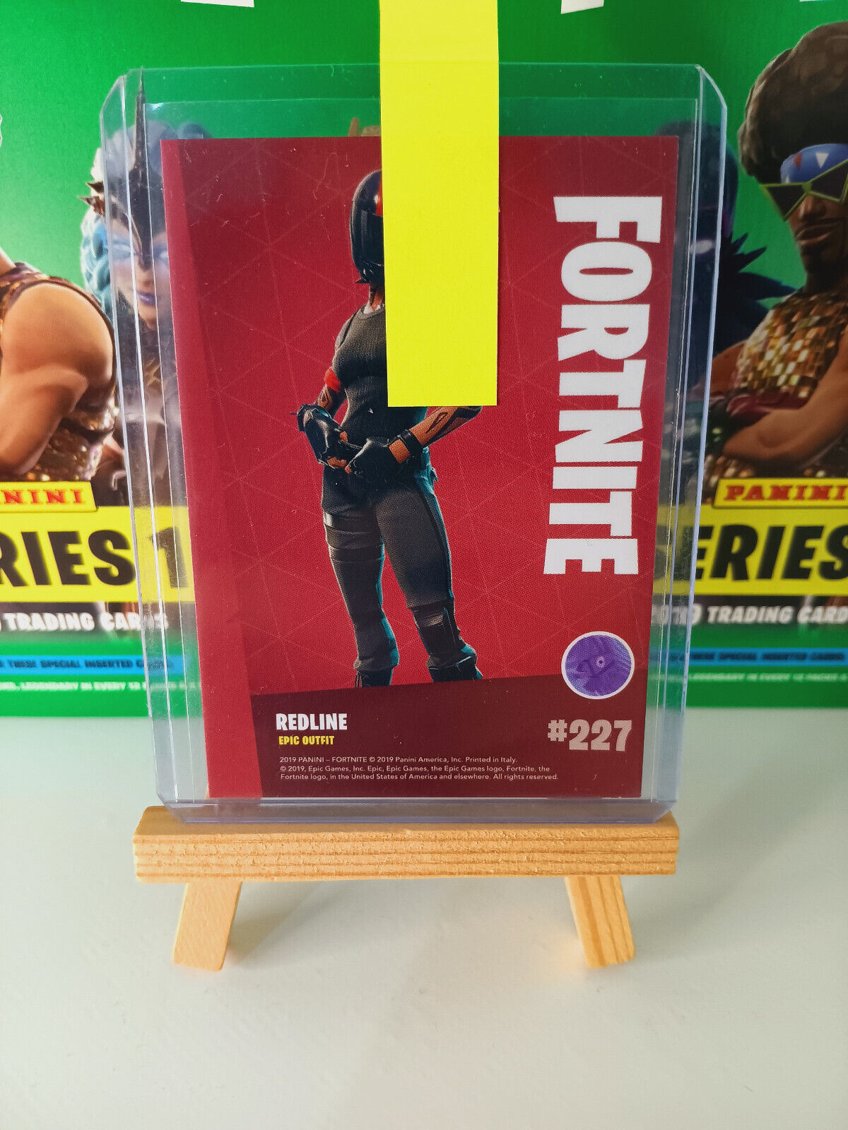 Fortnite Series 1 Nummer 227 Redline (Holo) Sammelkarte