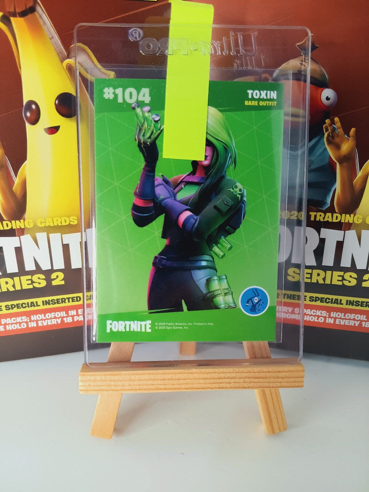 Fortnite Series 2 Nummer 104 Toxin (Crystal Shard) Sammelkarte