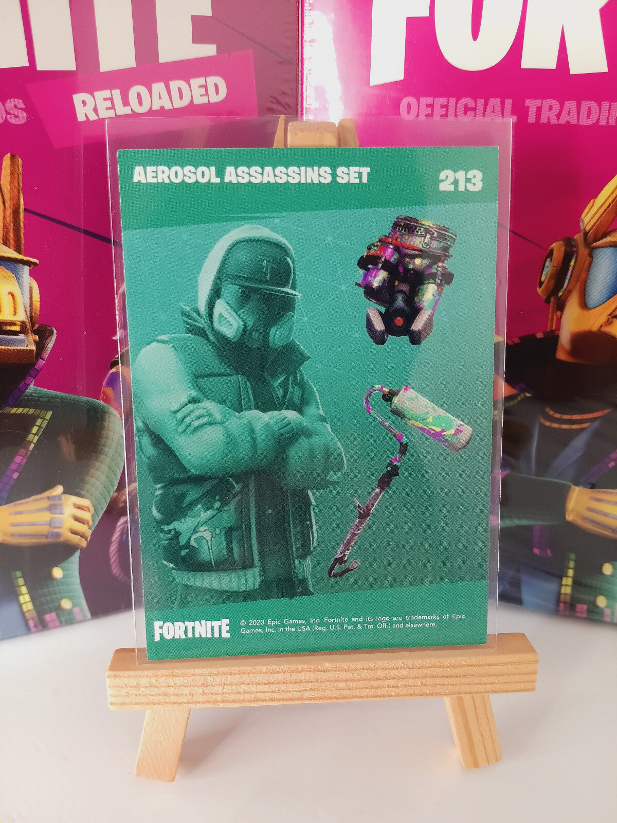 Fortnite Series 2 Reloaded Nummer 213 Aerosol Assassins Set Sammelkarte