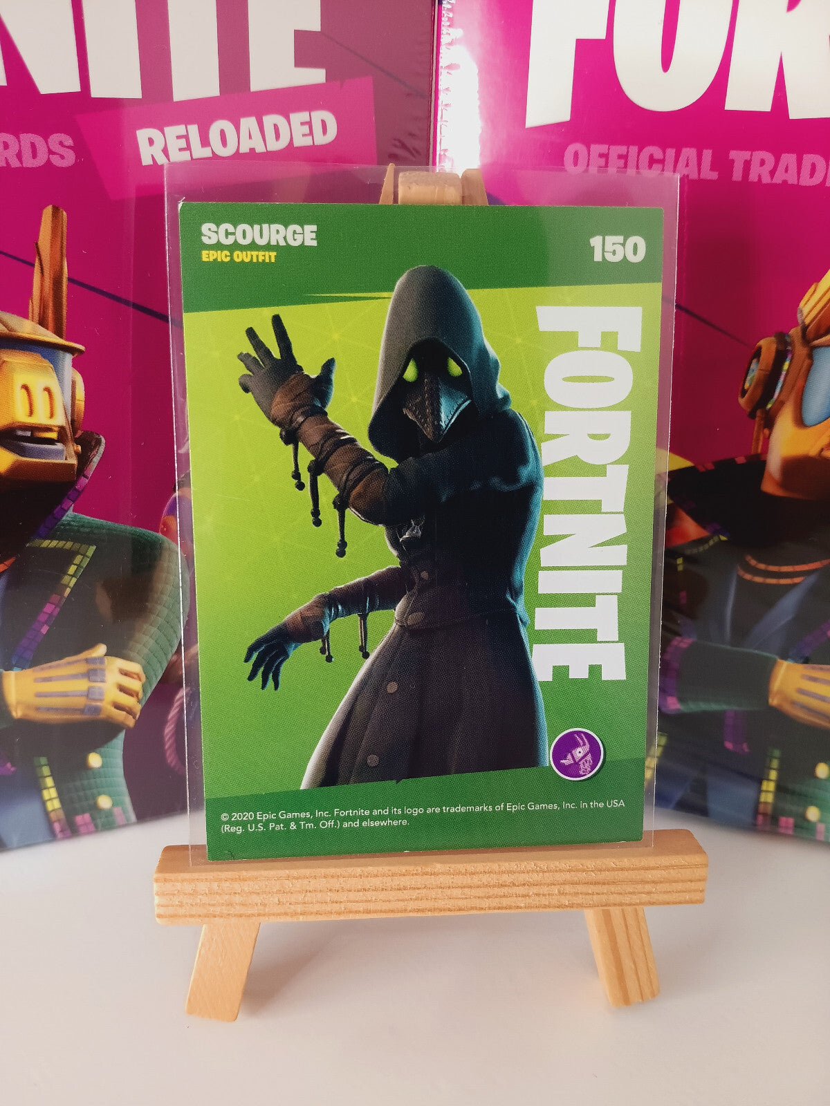 Fortnite Series 2 Reloaded Nummer 150 Scourge Defender Sammelkarte