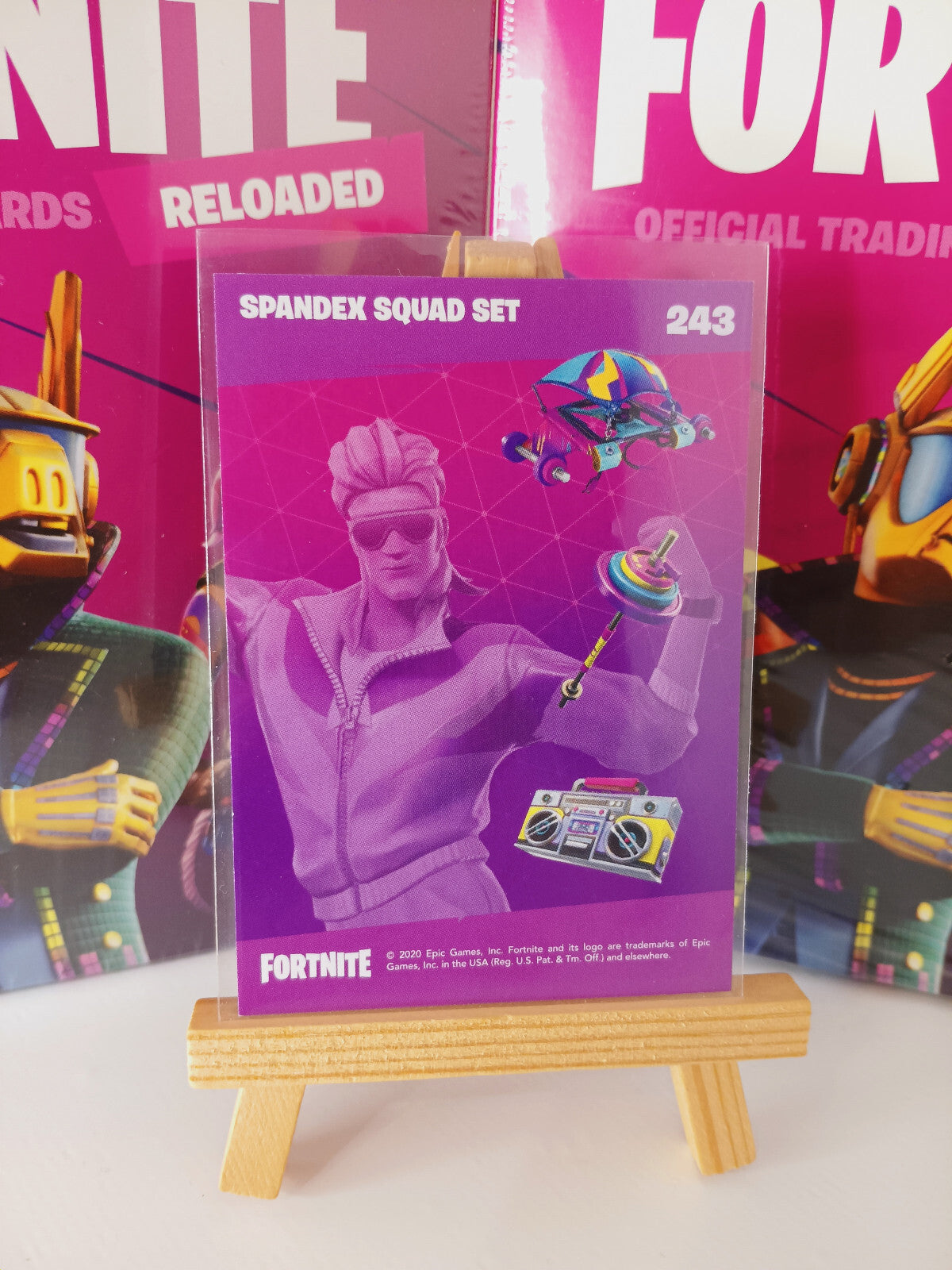 Fortnite Series 2 Reloaded Nummer 243 Spandex Squad Set Sammelkarte