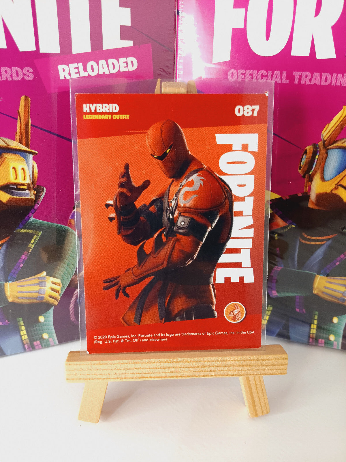 Fortnite Series 2 Reloaded Nummer #087 Hybrid Sammelkarte