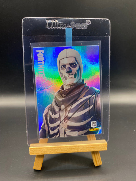Fortnite Series 1 Nummer 235 Skull Trooper played (Holo) Sammelkarte