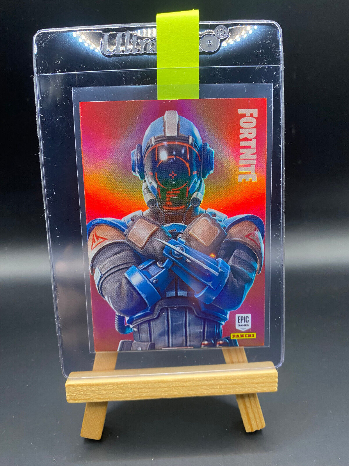 Fortnite Series 1 Nummer 292 The Visitor (Holo) Sammelkarte