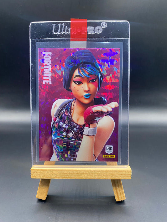 Fortnite Series 1 Nummer 236 Sparkle Specialist (Crystal Shard) Sammelkarte