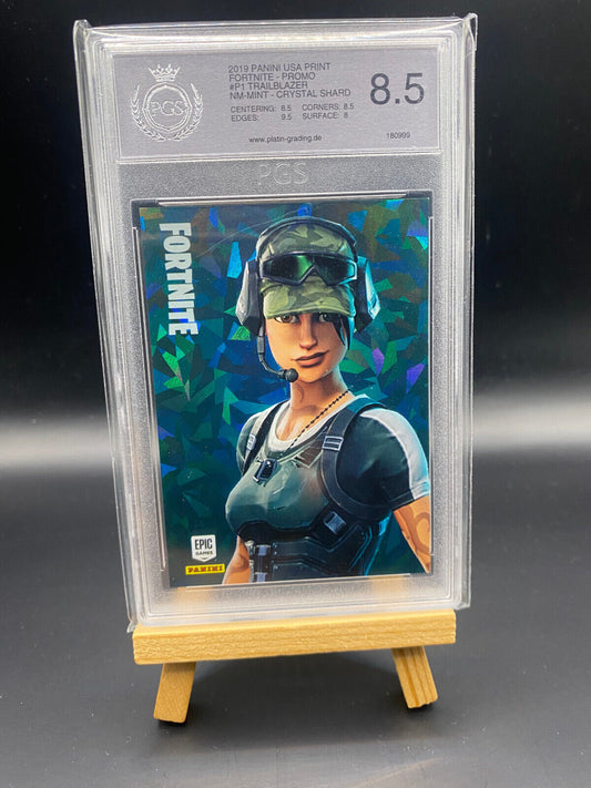 Fortnite Series 1 Nummer P1 Trailblazer PGS 8,5 Promo Karte (Crystal Shard) Sammelkarte