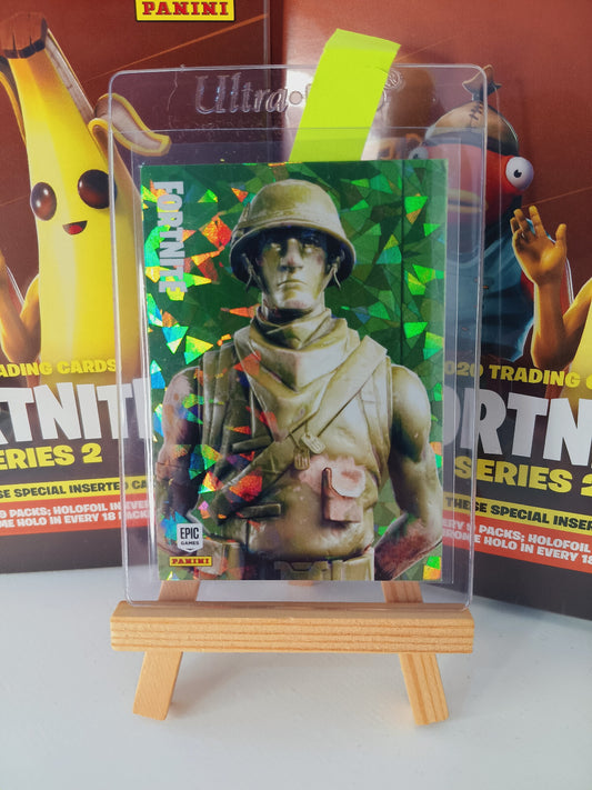 Fortnite Series 2 Nummer #26 Plastic Patroller (Crystal Shard) Sammelkarte