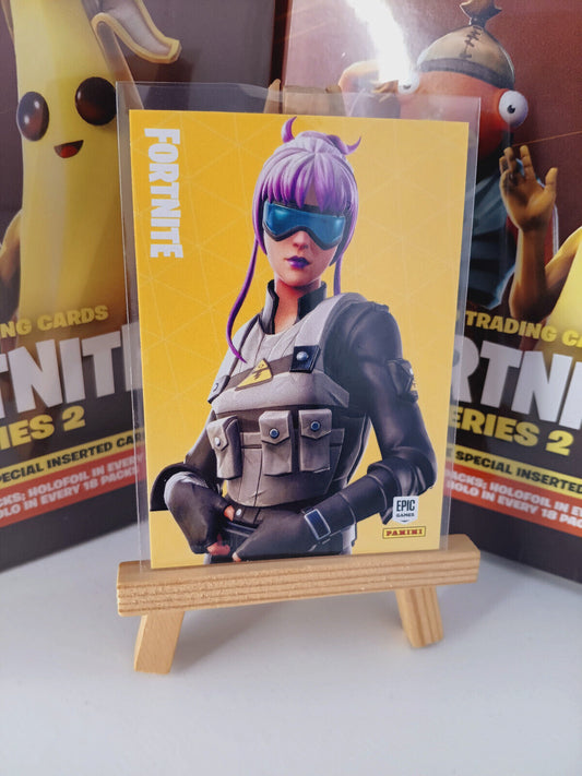Fortnite Series 2 Nummer #08 Bracer Sammelkarte