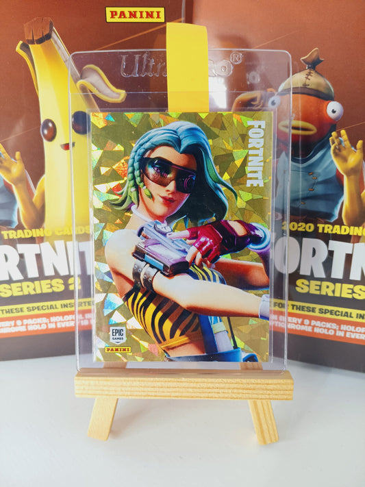 Fortnite Series 2 Nummer 153 Cameo (Crystal Shard) Sammelkarte