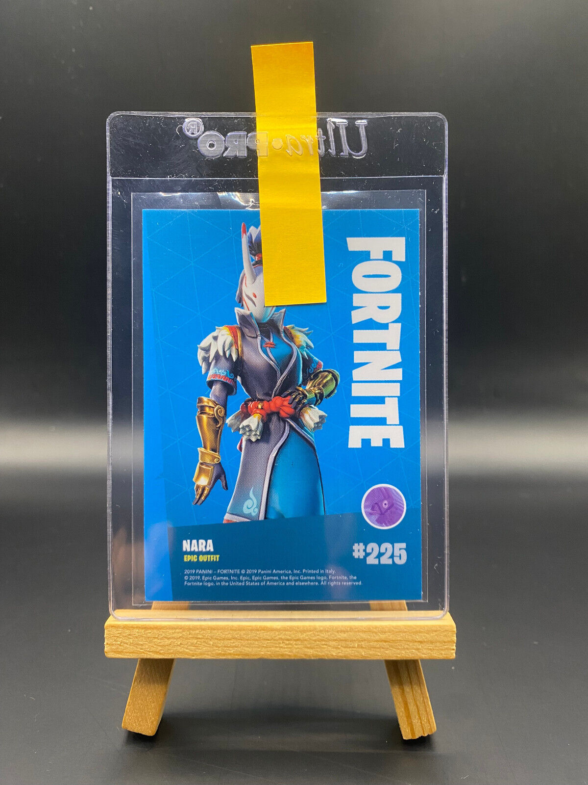 Fortnite Series 1 Nummer 225 Nara (Crystal Shard) Sammelkarte
