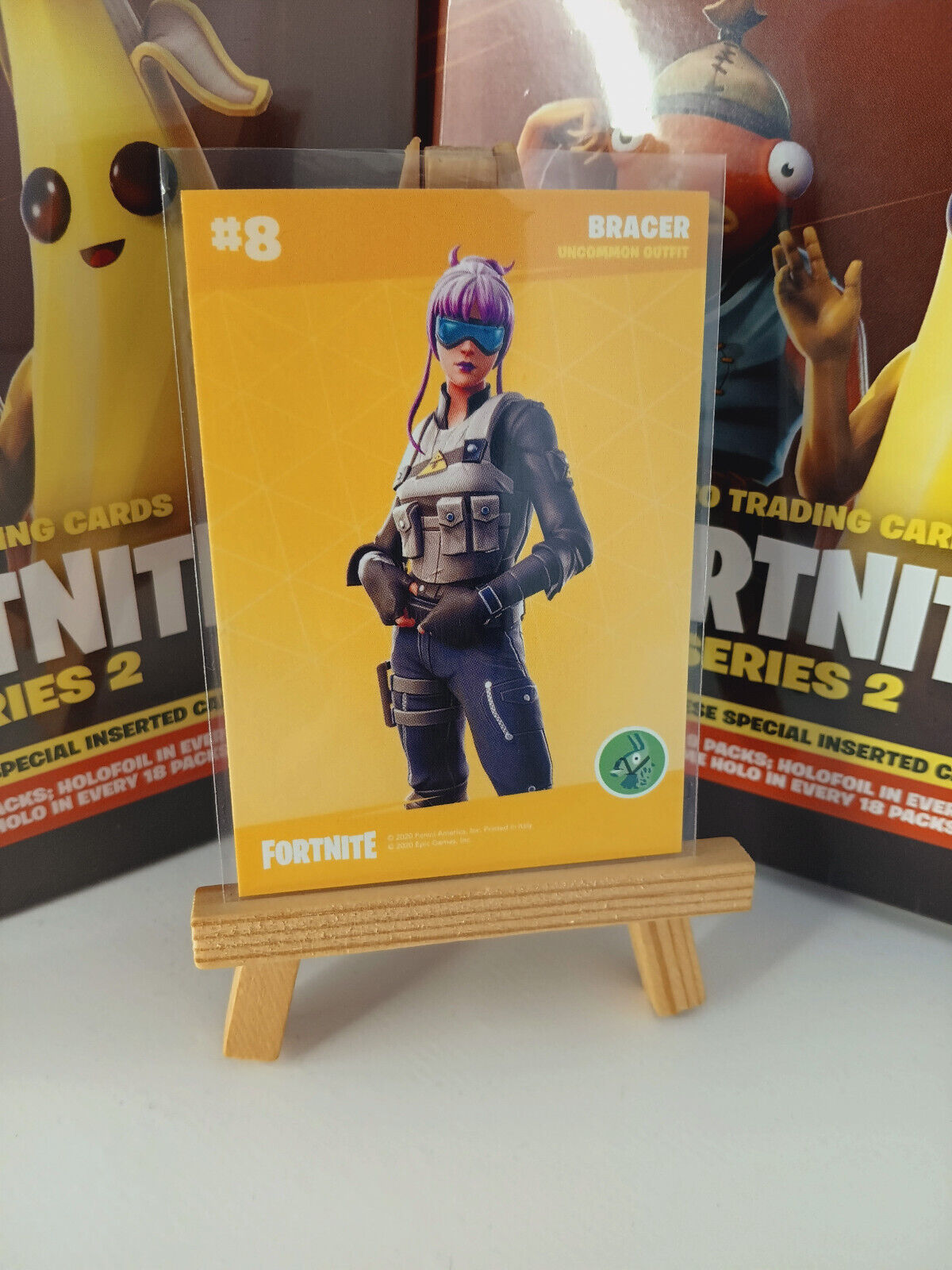 Fortnite Series 2 Nummer #08 Bracer Sammelkarte
