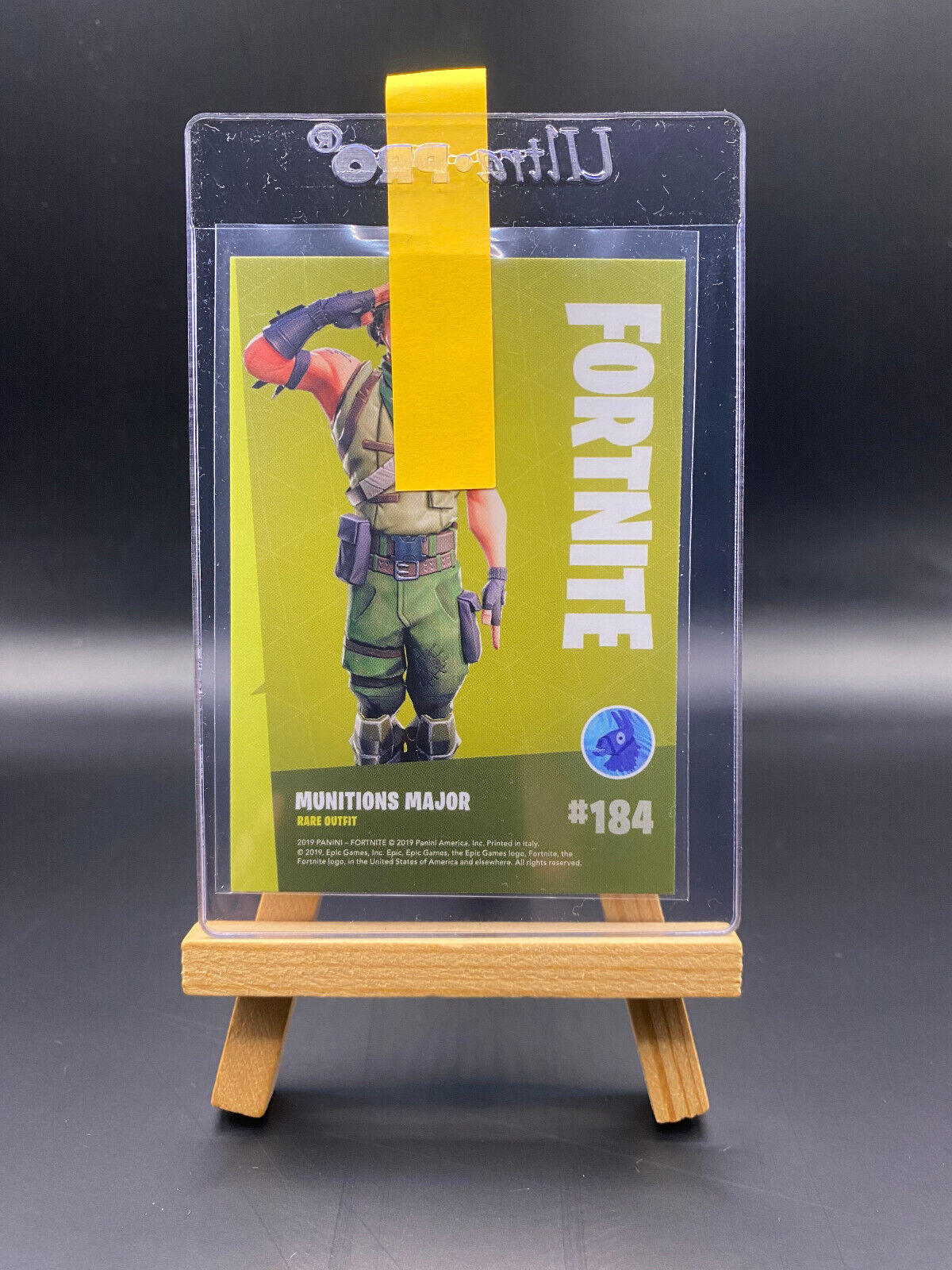 Fortnite Series 1 Nummer 184 Munitions Major (Crystal Shard) Sammelkarte