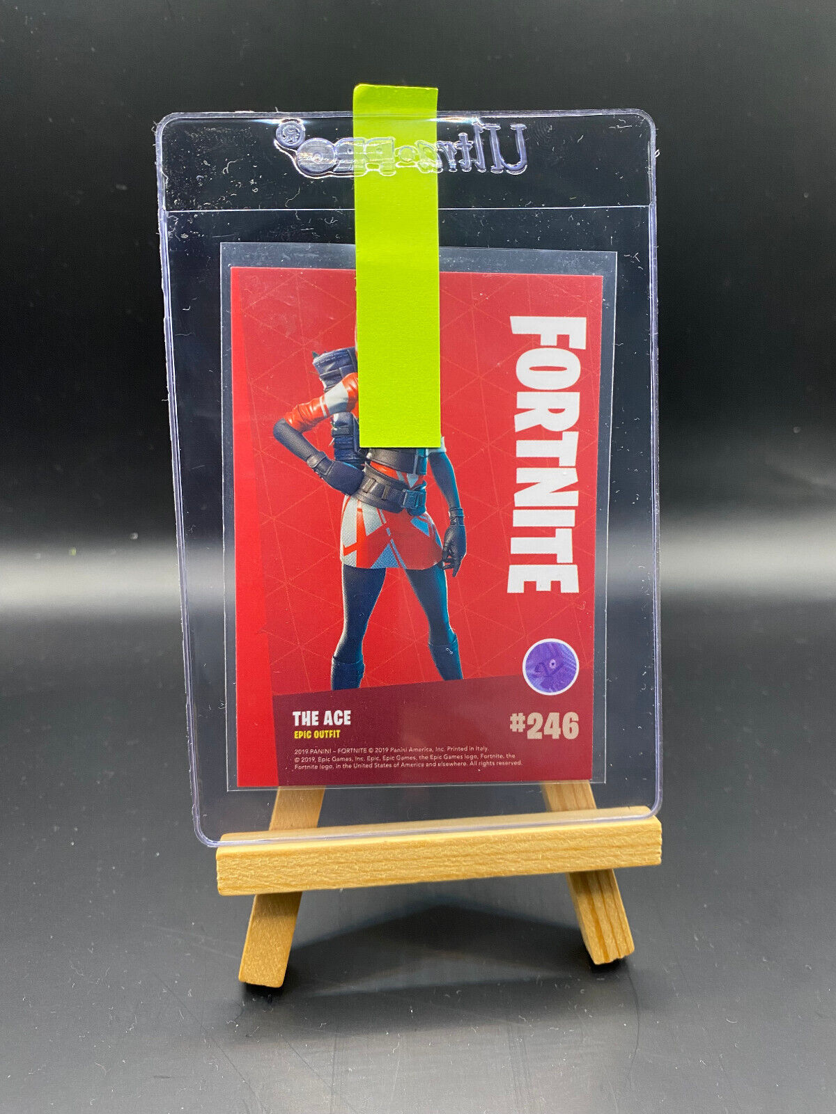 Fortnite Series 1 Nummer 246 The Ace (Holo) Sammelkarte