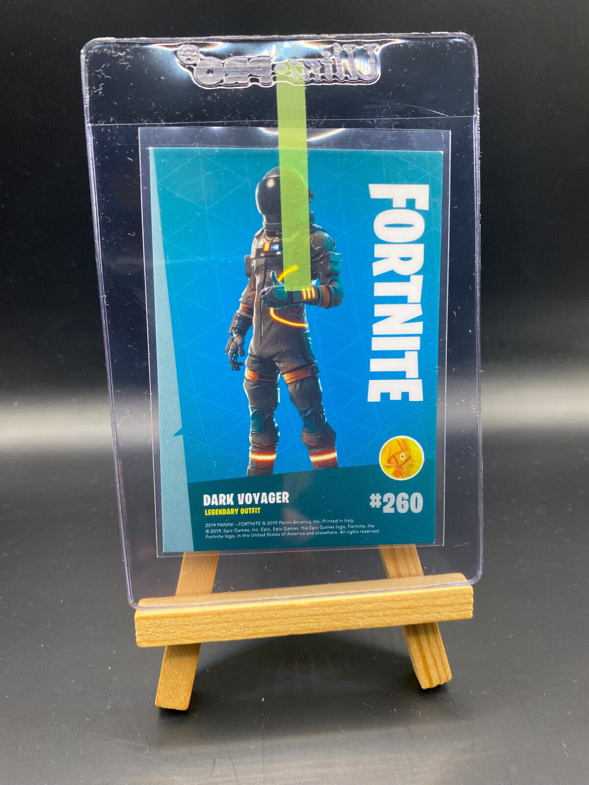 Fortnite Series 1 Nummer 260 Dark Voyager (Holo) Sammelkarte