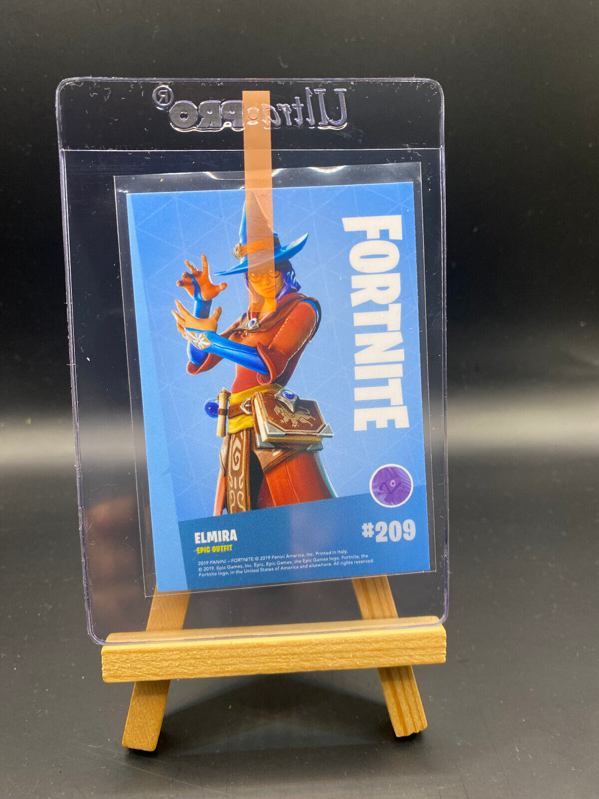 Fortnite Series 1 Nummer 209 Elmira (Holo) Sammelkarte