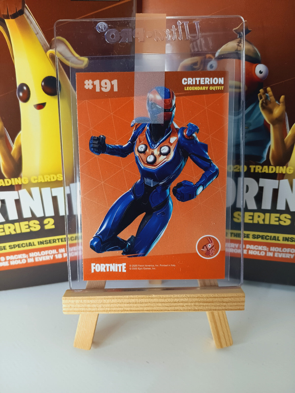 Fortnite Series 2 Nummer 191 Criterion (Crystal Shard) Sammelkarte